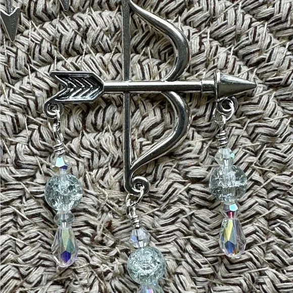 Crystal coil Bracelet & Bow Arrow Necklace Set - Taylor Swift "The Archer" - Picture 4 of 5